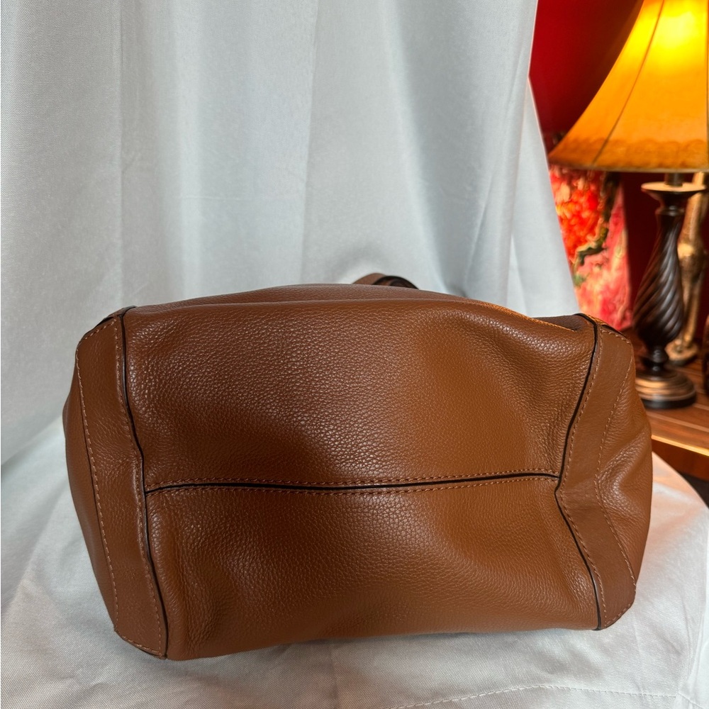 Michael Kors Purse - Picture 4 of 7